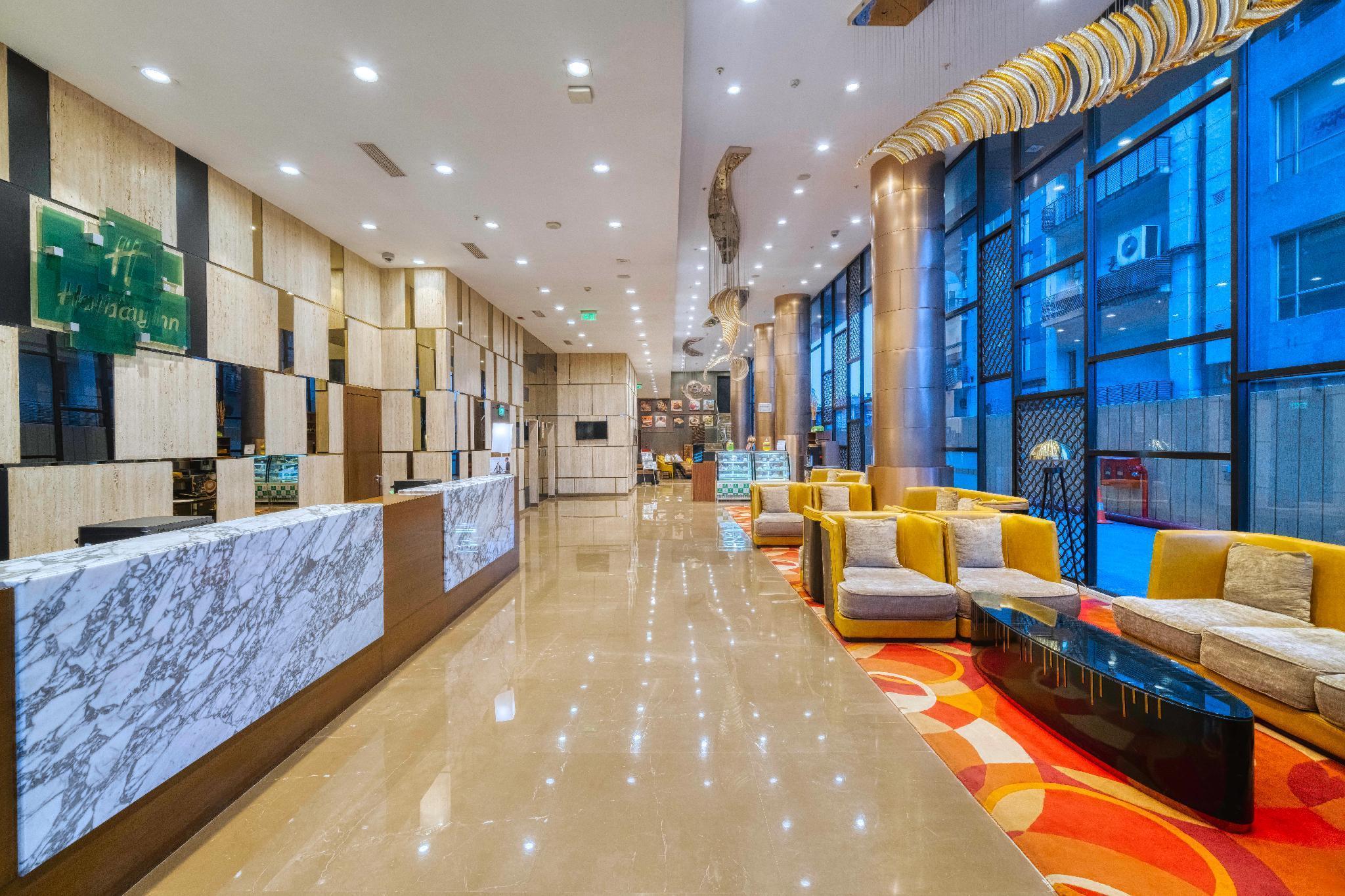 Holiday Inn Kolkata Airport By Ihg Exterior photo Lobby