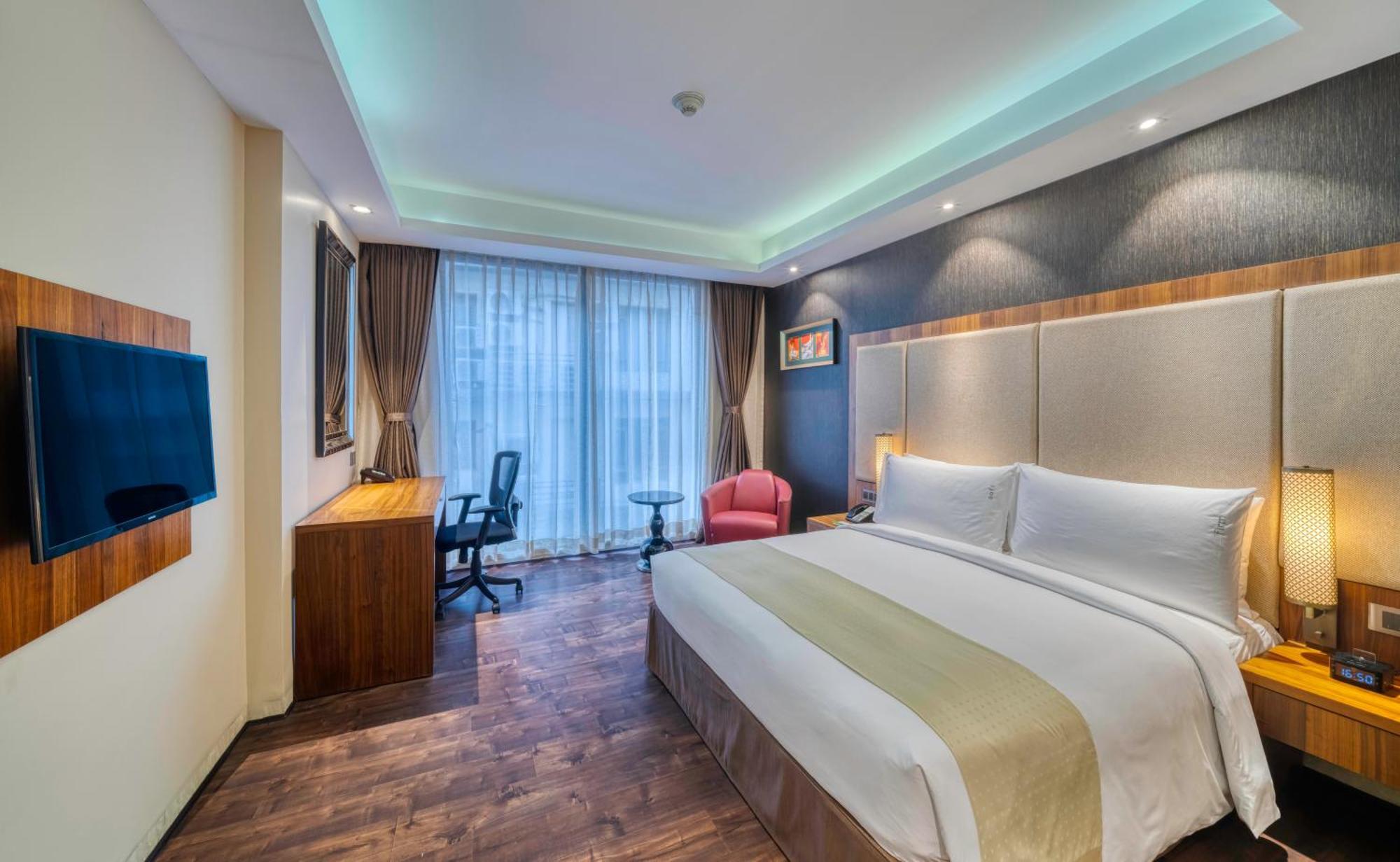 Holiday Inn Kolkata Airport By Ihg Exterior photo